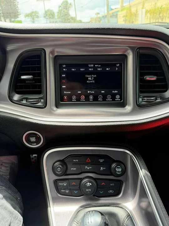 2020 Dodge Challenger 3rd Gen - Image 12 of 15