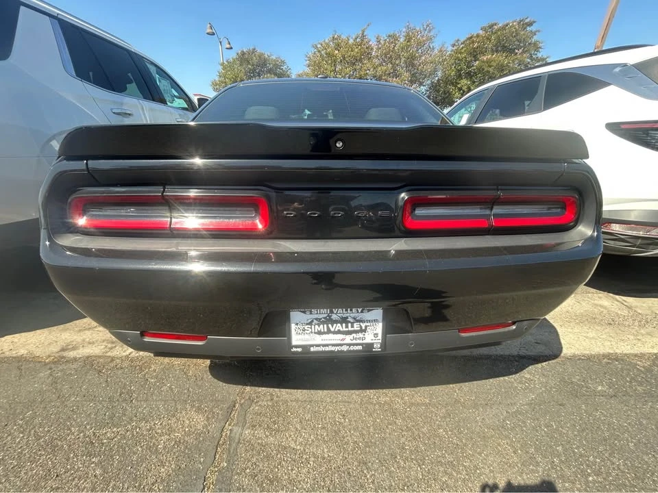 2020 Dodge Challenger 3rd Gen - Image 9 of 13