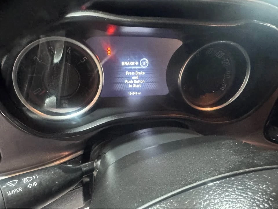 2020 Dodge Challenger 3rd Gen - Image 7 of 8