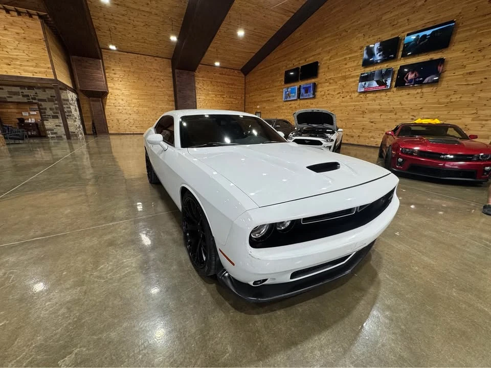 2020 Dodge Challenger 3rd Gen - Image 2 of 11