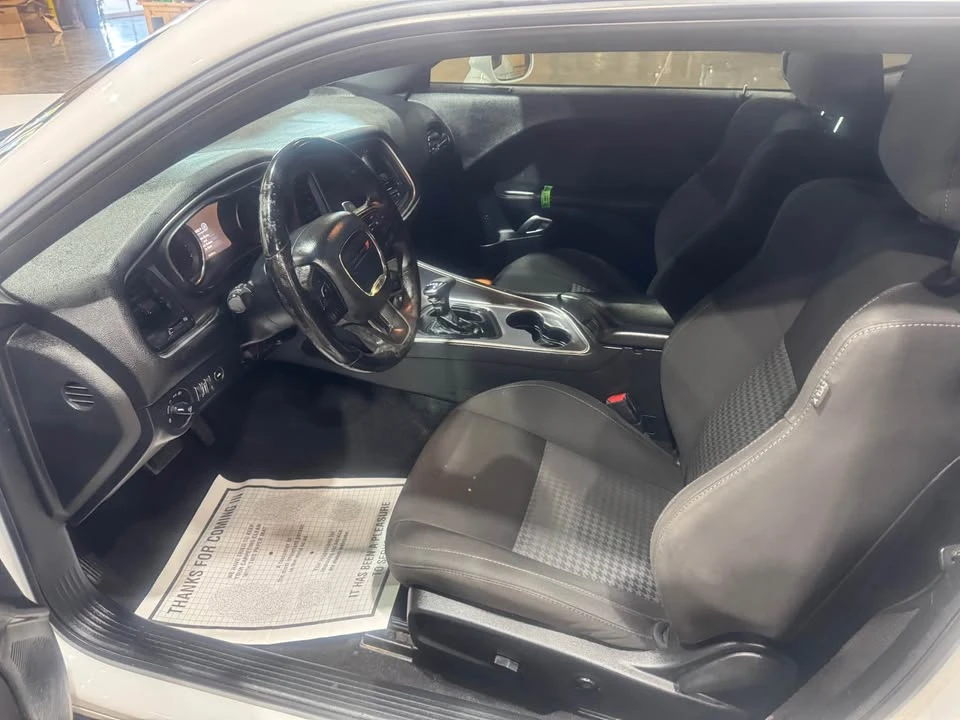 2020 Dodge Challenger 3rd Gen - Image 6 of 8
