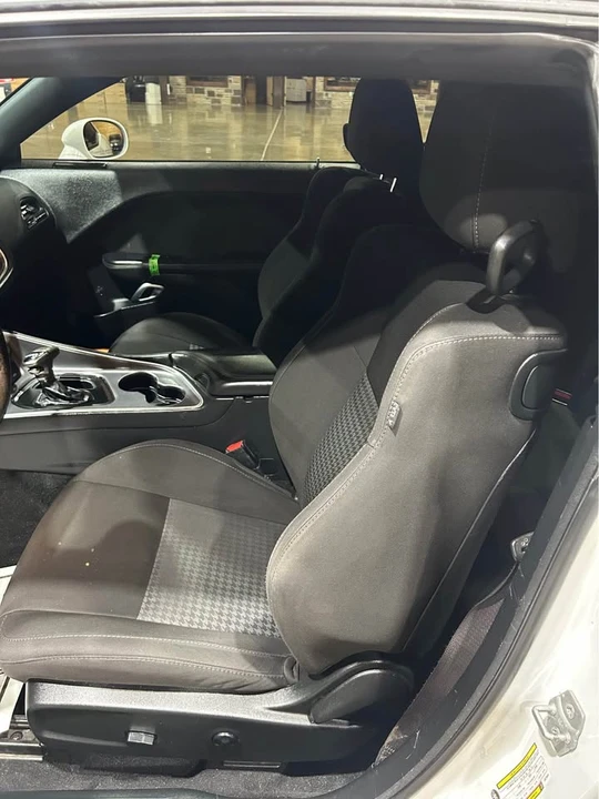 2020 Dodge Challenger 3rd Gen - Image 4 of 8