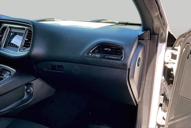 2020 Dodge Challenger 3rd Gen - Image 15 of 20