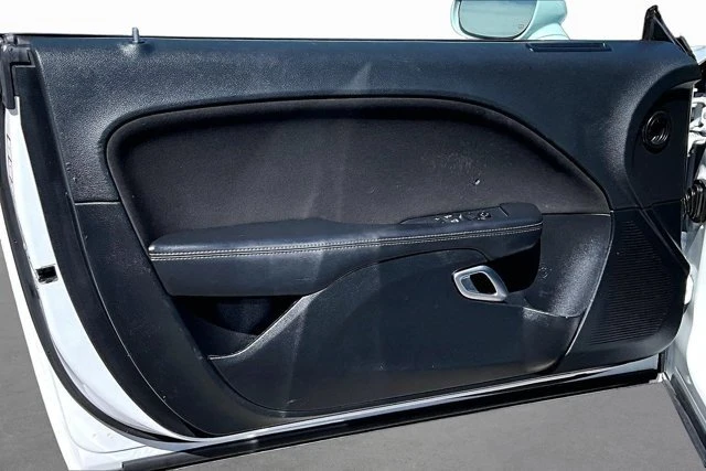 2020 Dodge Challenger 3rd Gen - Image 16 of 20