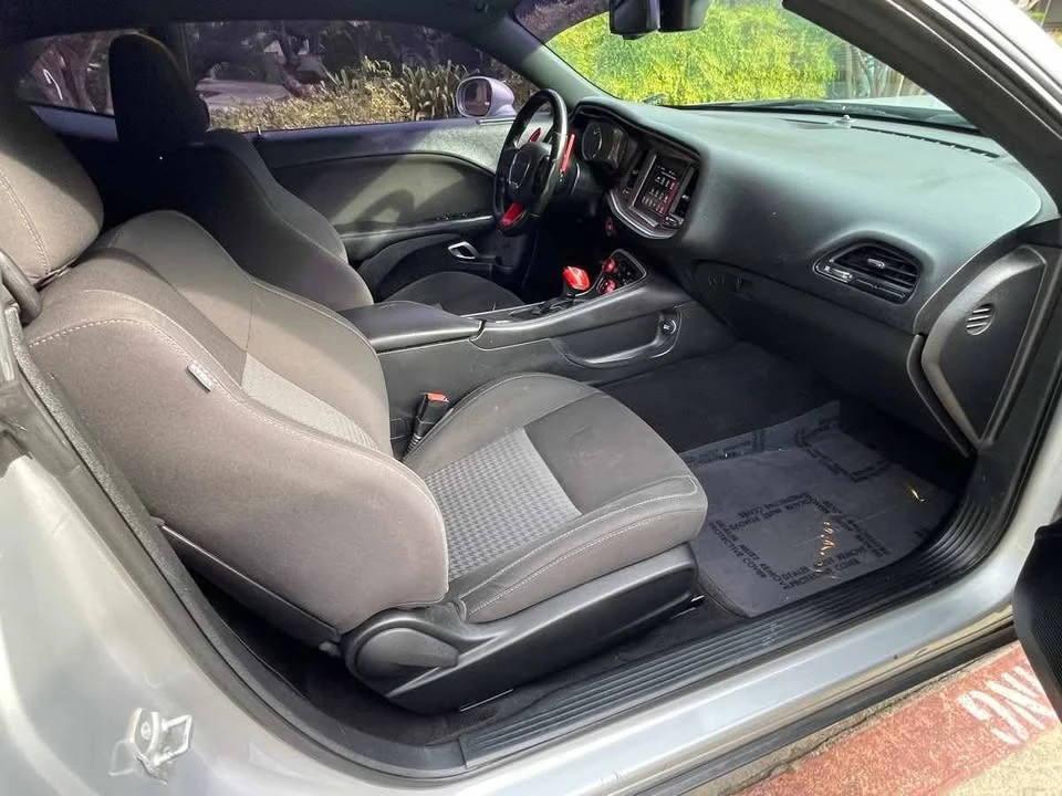 2020 Dodge Challenger 3rd Gen - Image 15 of 20