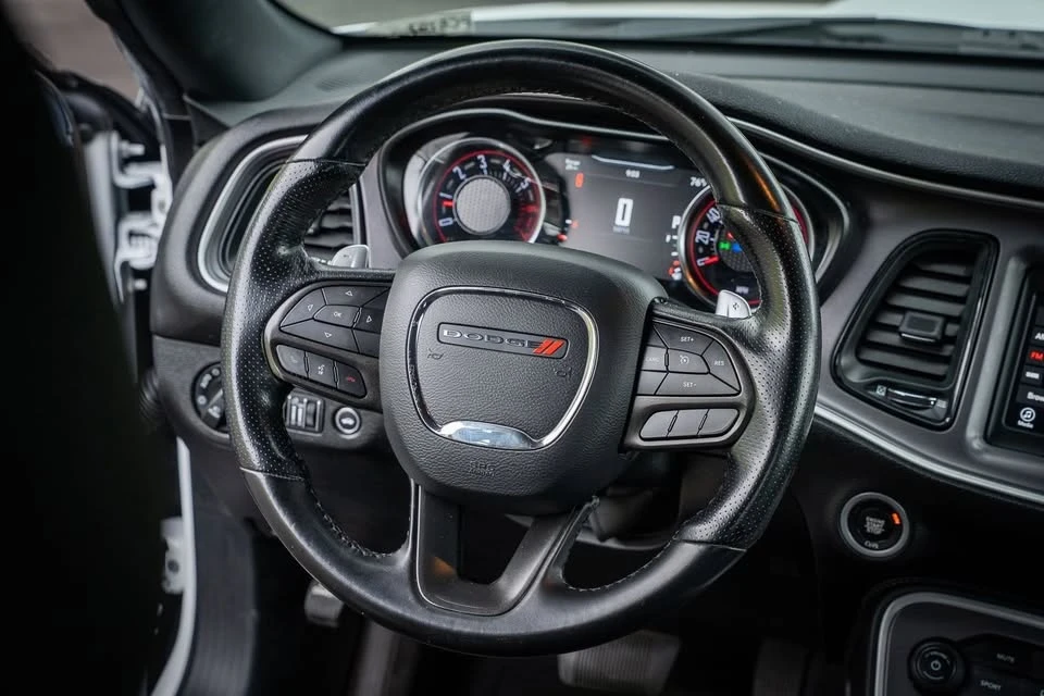 2020 Dodge Challenger 3rd Gen - Image 7 of 12