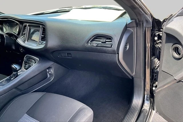 2020 Dodge Challenger 3rd Gen - Image 15 of 20