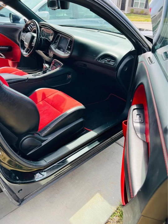 2020 Dodge Challenger 3rd Gen - Image 10 of 16