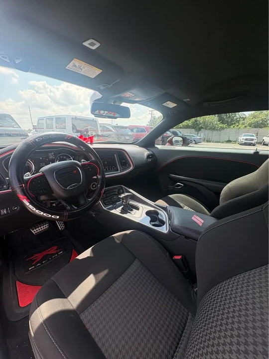 2020 Dodge Challenger 3rd Gen - Image 5 of 8