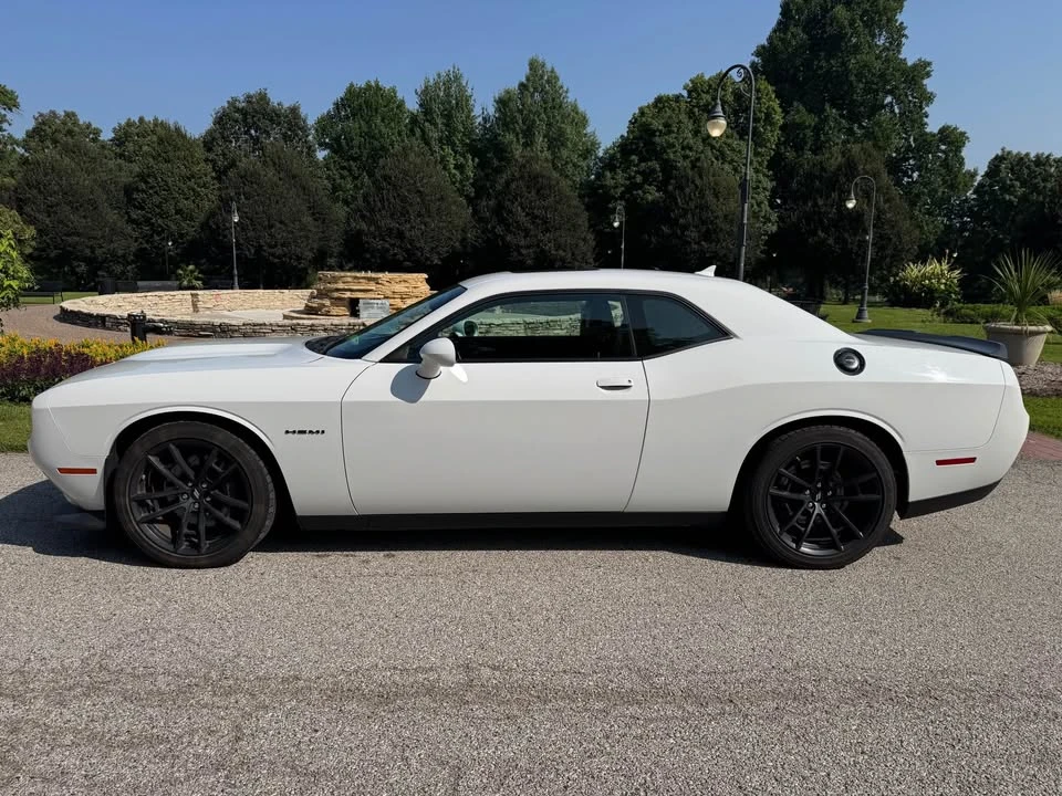 2020 Dodge Challenger 3rd Gen - Image 5 of 20