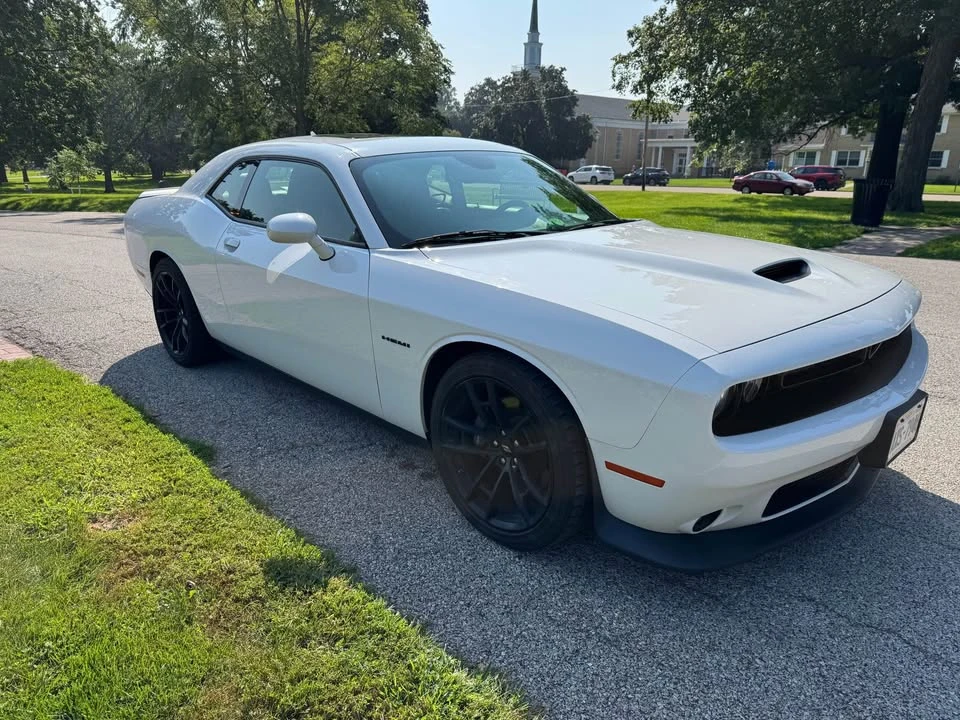 2020 Dodge Challenger 3rd Gen - Image 4 of 20