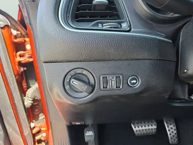 2020 Dodge Challenger SRT8 & 392 3rd Gen - Image 16 of 20