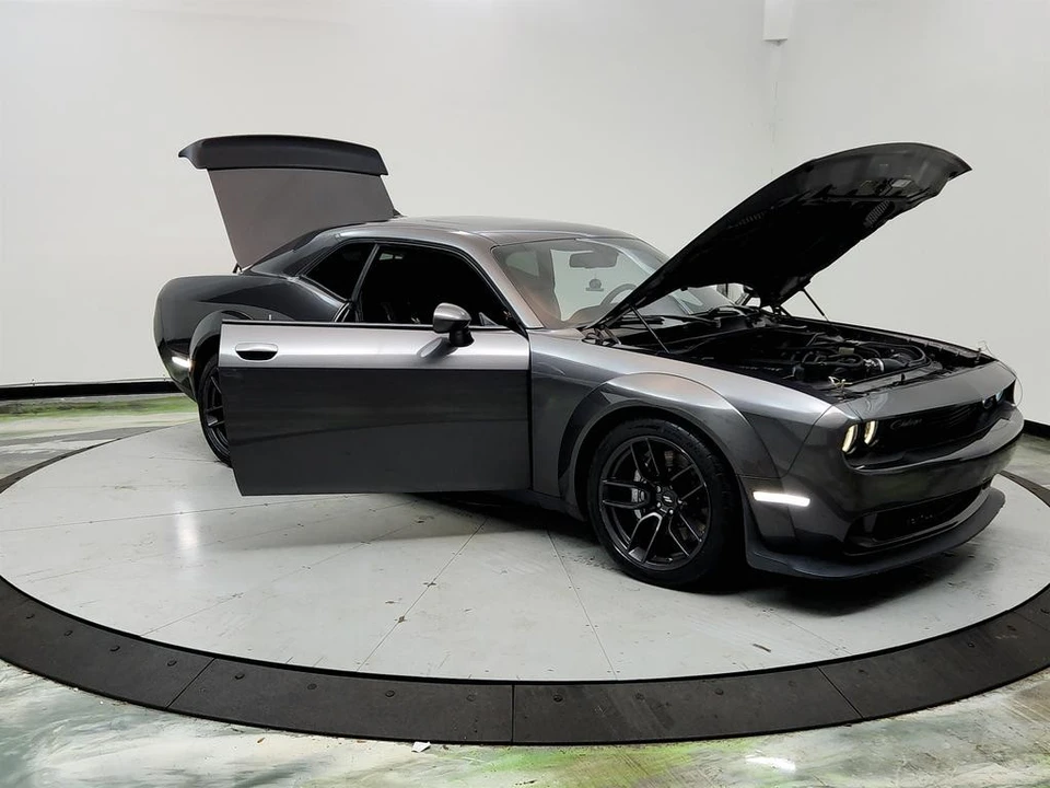 2020 Dodge Challenger SRT8 & 392 3rd Gen - Image 10 of 12
