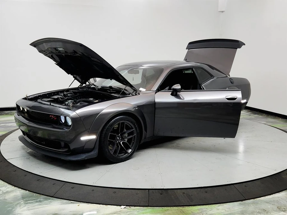 2020 Dodge Challenger SRT8 & 392 3rd Gen - Image 9 of 12