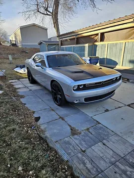2020 Dodge Challenger SE Coupe 2D