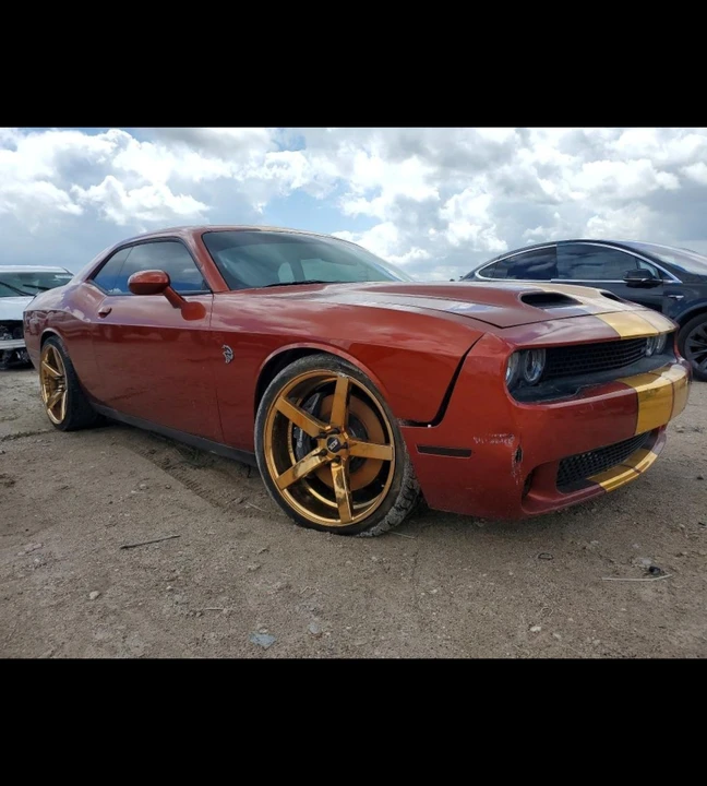 2020 Dodge Challenger SRT Hellcat 3rd Gen - Image 13 of 15