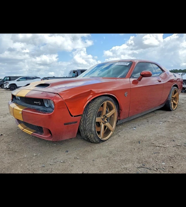 2020 Dodge Challenger SRT Hellcat 3rd Gen - Image 14 of 16