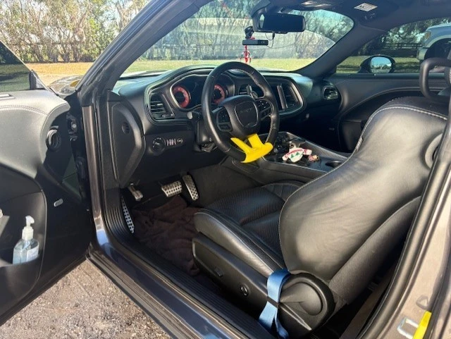 2020 Dodge Challenger SRT Hellcat 3rd Gen - Image 20 of 31