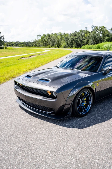 2020 Dodge Challenger SRT Hellcat 3rd Gen - Image 9 of 31