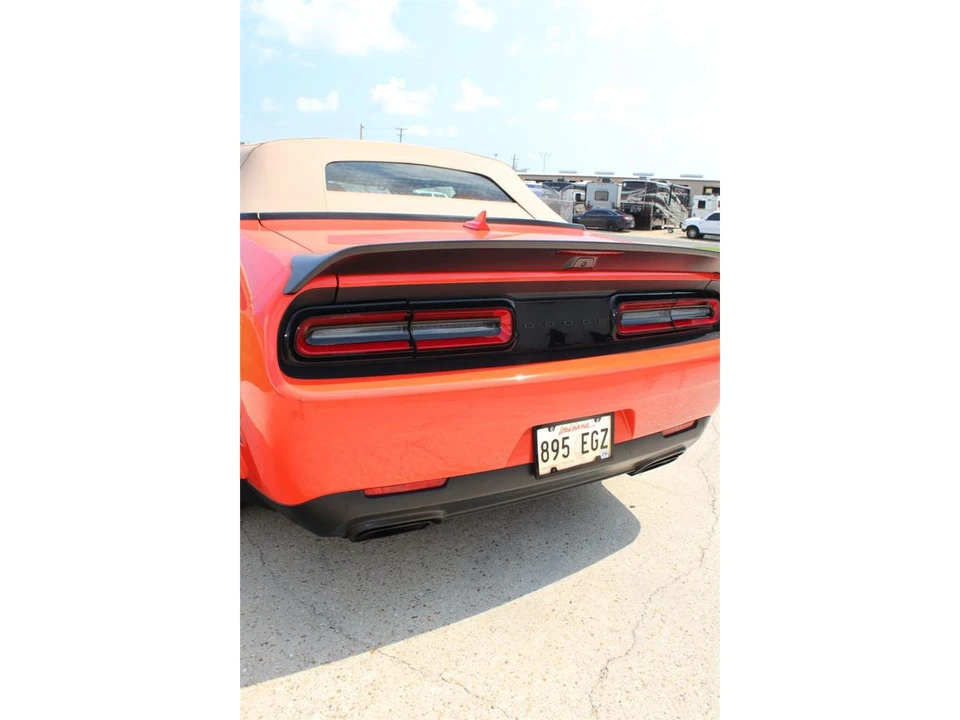 2020 Dodge Challenger SRT Hellcat 3rd Gen - Image 26 of 31