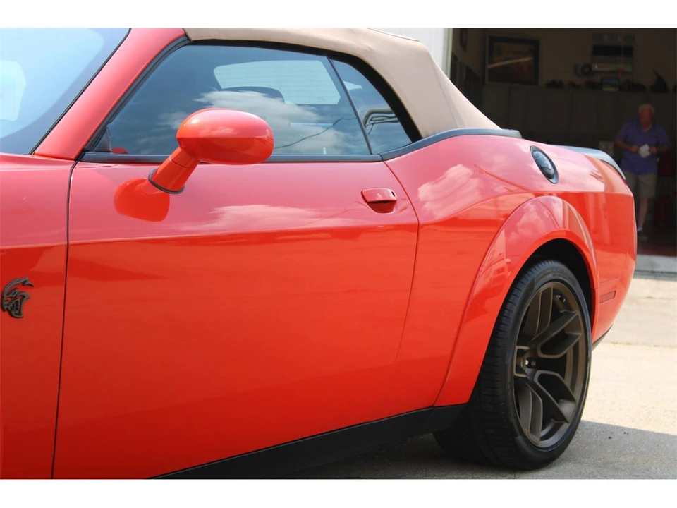 2020 Dodge Challenger SRT Hellcat 3rd Gen - Image 9 of 31