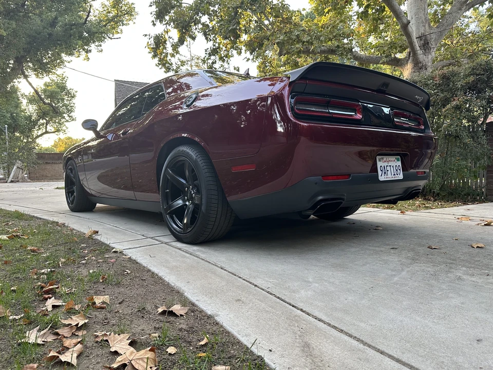 2020 Dodge Challenger SRT Hellcat 3rd Gen - Image 10 of 31