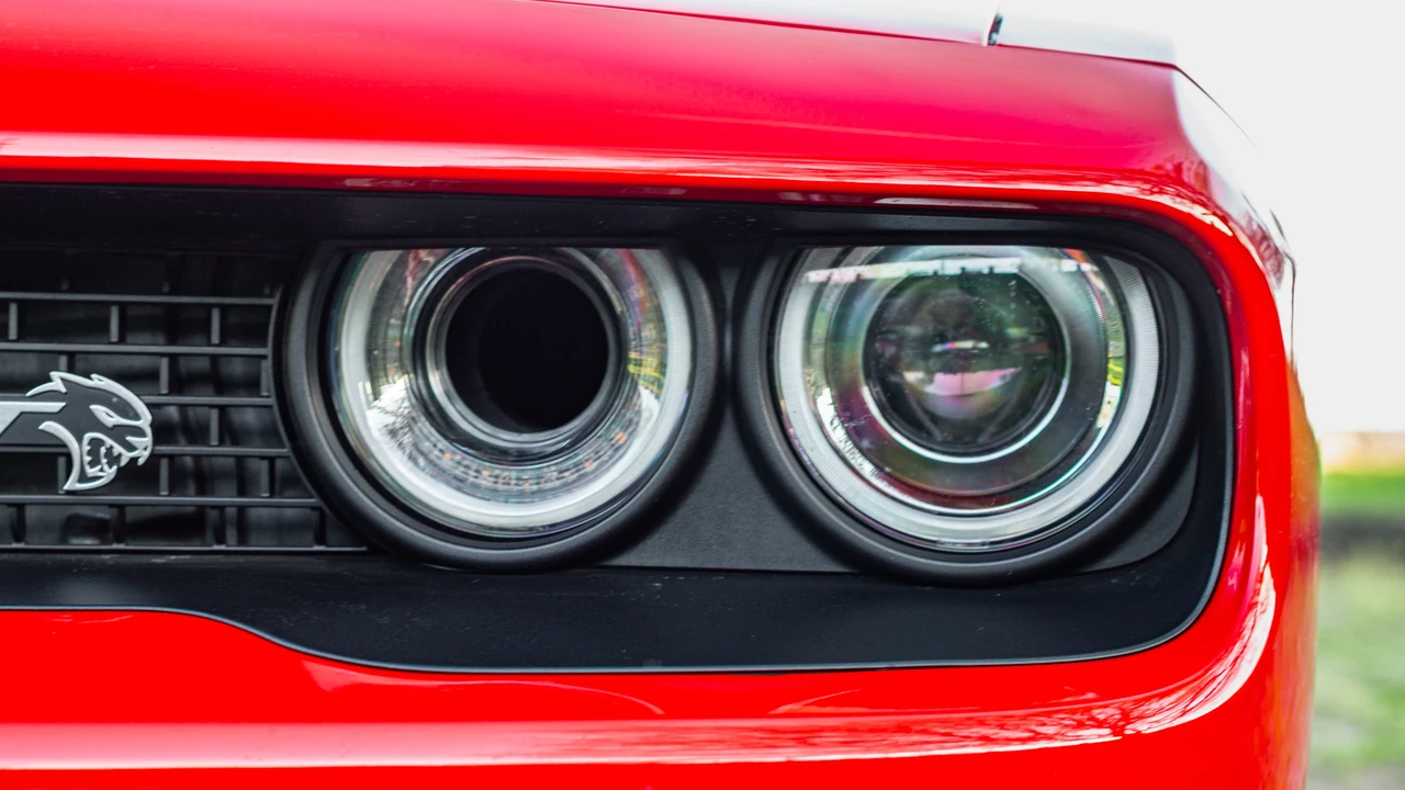 2020 Dodge Challenger SRT Hellcat 3rd Gen - Image 12 of 31
