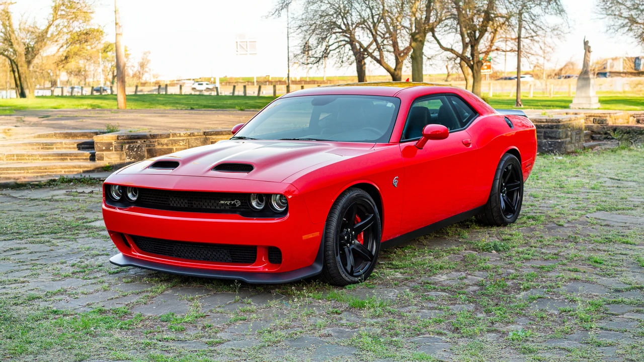 2020 Dodge Challenger SRT Hellcat 3rd Gen - Image 2 of 31