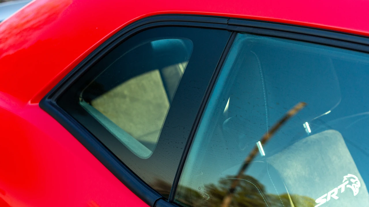 2020 Dodge Challenger SRT Hellcat 3rd Gen - Image 26 of 31