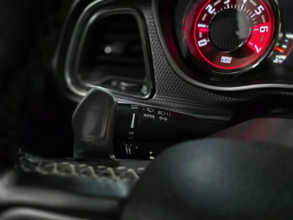 2020 Dodge Challenger SRT Hellcat 3rd Gen - Image 18 of 21