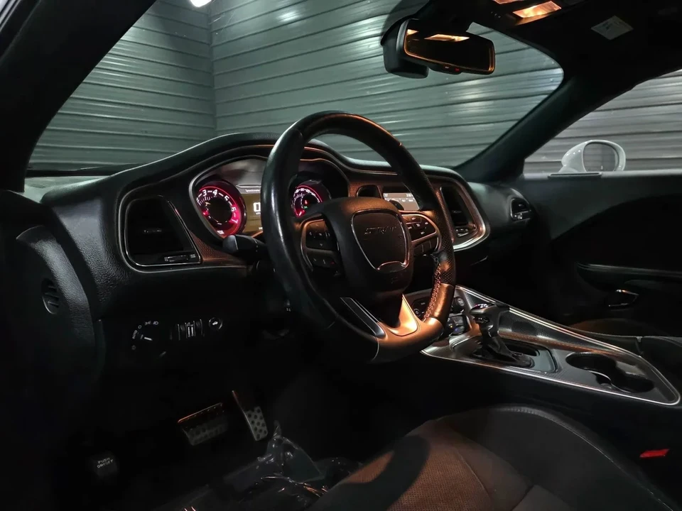 2020 Dodge Challenger SRT Hellcat 3rd Gen - Image 10 of 21