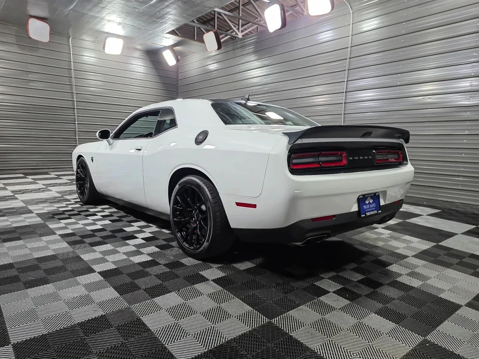 2020 Dodge Challenger SRT Hellcat 3rd Gen - Image 7 of 21