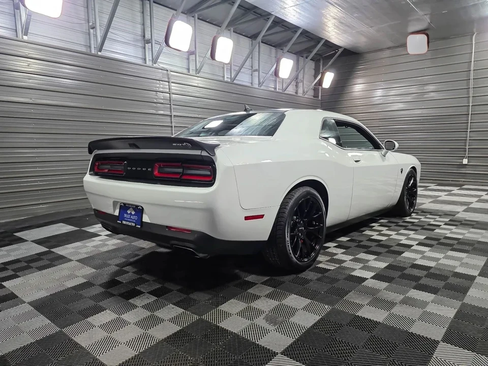 2020 Dodge Challenger SRT Hellcat 3rd Gen - Image 5 of 21