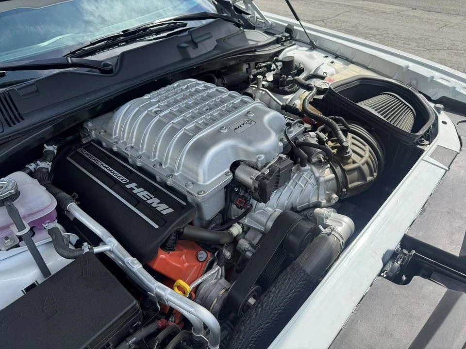 2020 Dodge Challenger SRT Hellcat 3rd Gen - Image 15 of 24