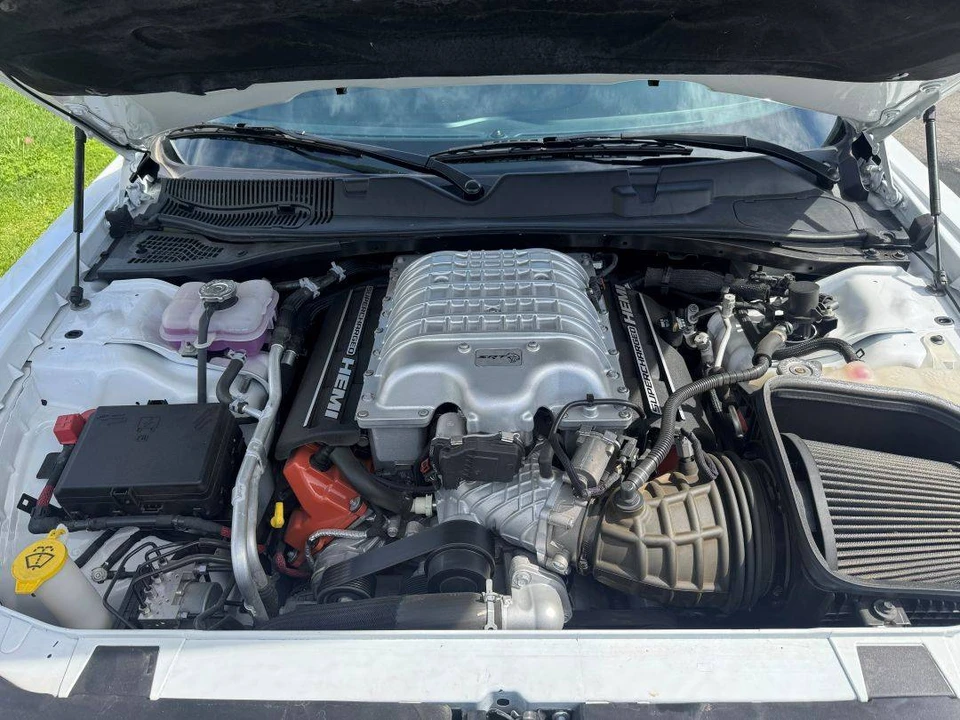 2020 Dodge Challenger SRT Hellcat 3rd Gen - Image 16 of 24