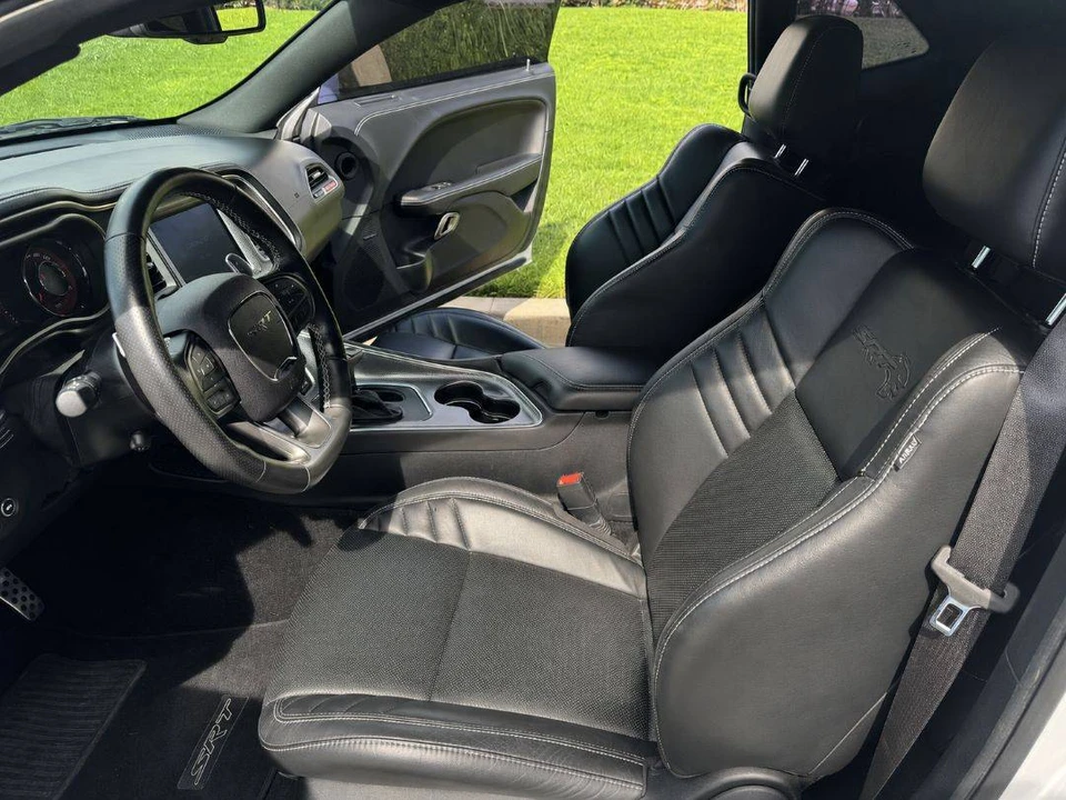 2020 Dodge Challenger SRT Hellcat 3rd Gen - Image 17 of 24