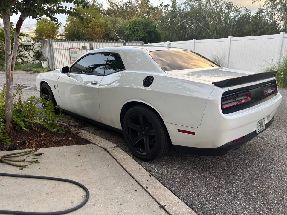 2020 Dodge Challenger SRT Hellcat 3rd Gen - Image 9 of 17