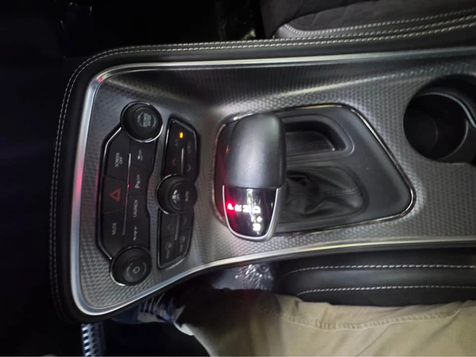 2020 Dodge Challenger SRT Hellcat 3rd Gen - Image 14 of 19