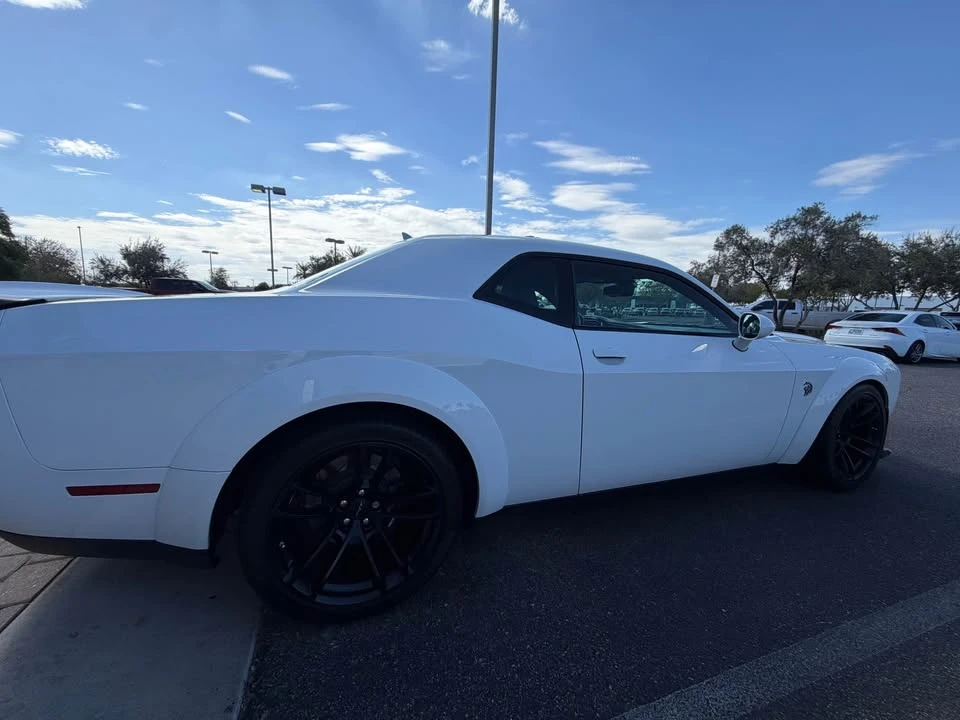 2020 Dodge Challenger SRT Hellcat 3rd Gen - Image 8 of 9