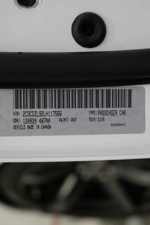 2020 Dodge Challenger SRT Hellcat 3rd Gen - Image 19 of 21