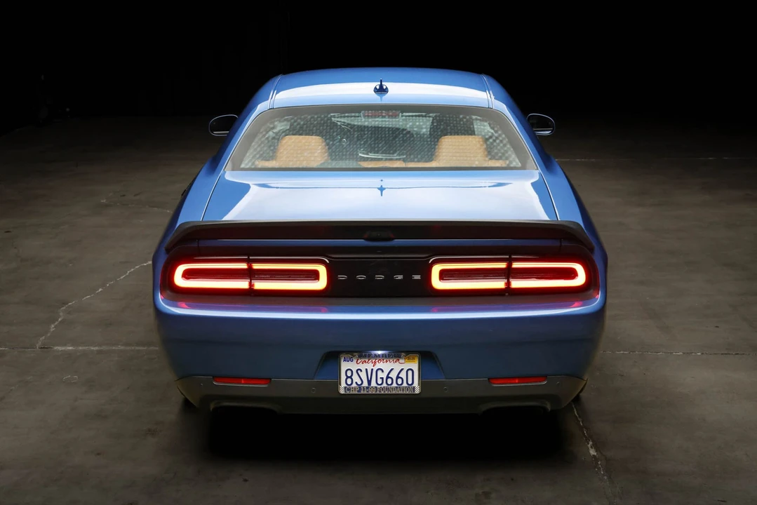 2020 Dodge Challenger SRT Hellcat 3rd Gen - Image 20 of 31