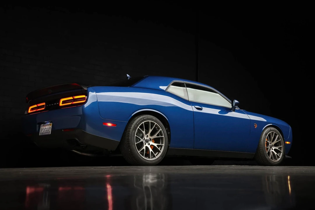 2020 Dodge Challenger SRT Hellcat 3rd Gen - Image 16 of 31