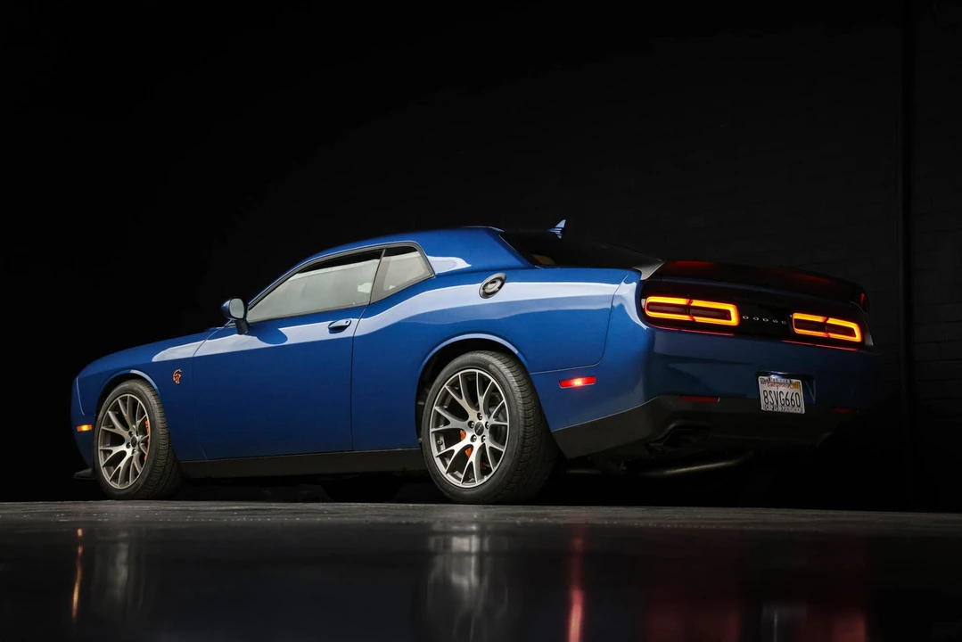 2020 Dodge Challenger SRT Hellcat 3rd Gen - Image 23 of 31