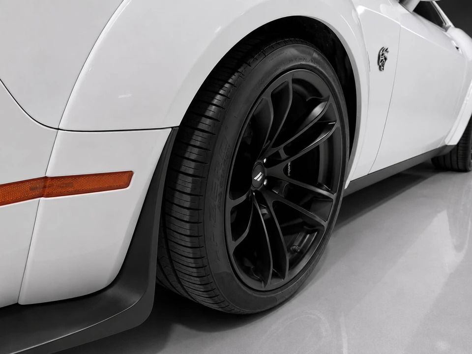 2020 Dodge Challenger SRT Hellcat 3rd Gen - Image 8 of 12