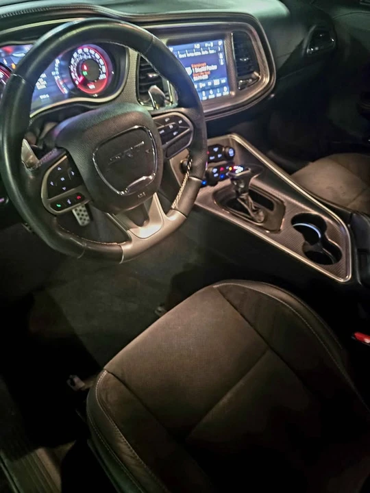 2020 Dodge Challenger SRT Hellcat 3rd Gen - Image 9 of 15