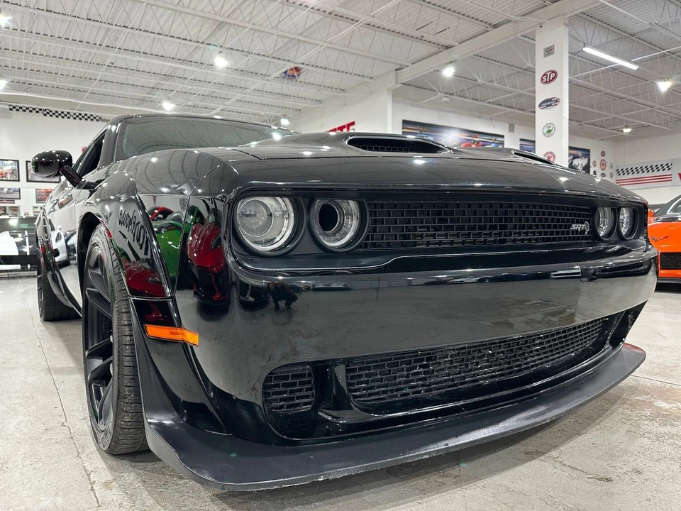 2020 Dodge Challenger SRT Hellcat 3rd Gen - Image 16 of 21