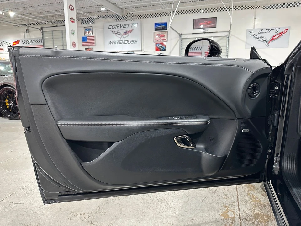 2020 Dodge Challenger SRT Hellcat 3rd Gen - Image 13 of 21