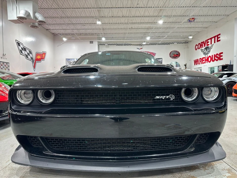2020 Dodge Challenger SRT Hellcat 3rd Gen - Image 8 of 11