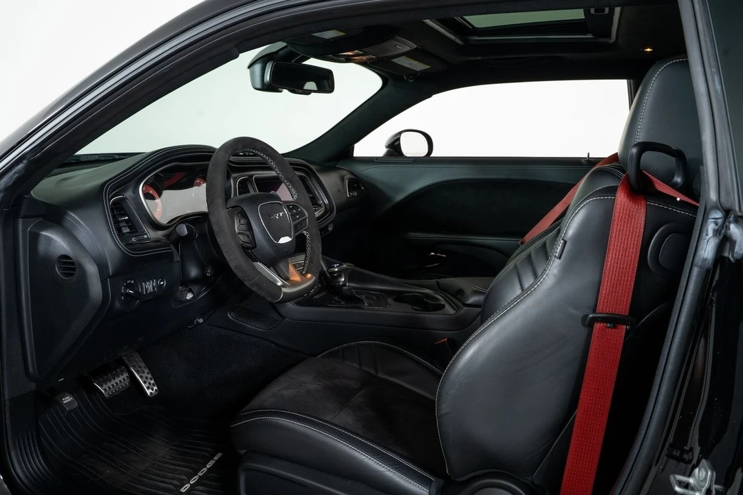 2020 Dodge Challenger SRT Hellcat 3rd Gen - Image 2 of 31
