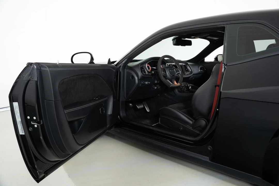 2020 Dodge Challenger SRT Hellcat 3rd Gen - Image 14 of 31